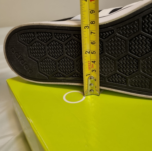 Adidas black and white men's sneakers Size 9.5 U.S. - Picture 4 of 15